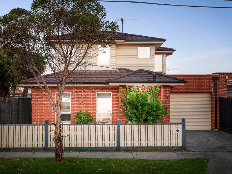 8 Cope Street, Airport West
