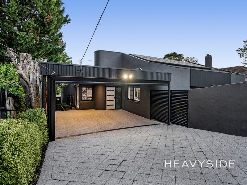 11 Sherwood Road, Surrey Hills