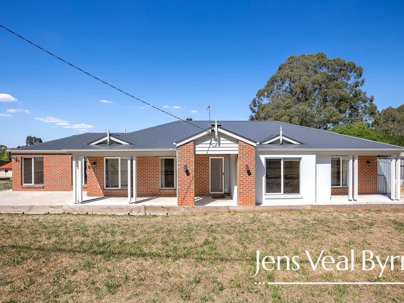 9 Church Street, Mount Egerton