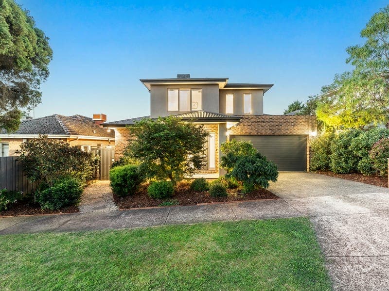 13 Glenauburn Road, Lower Plenty