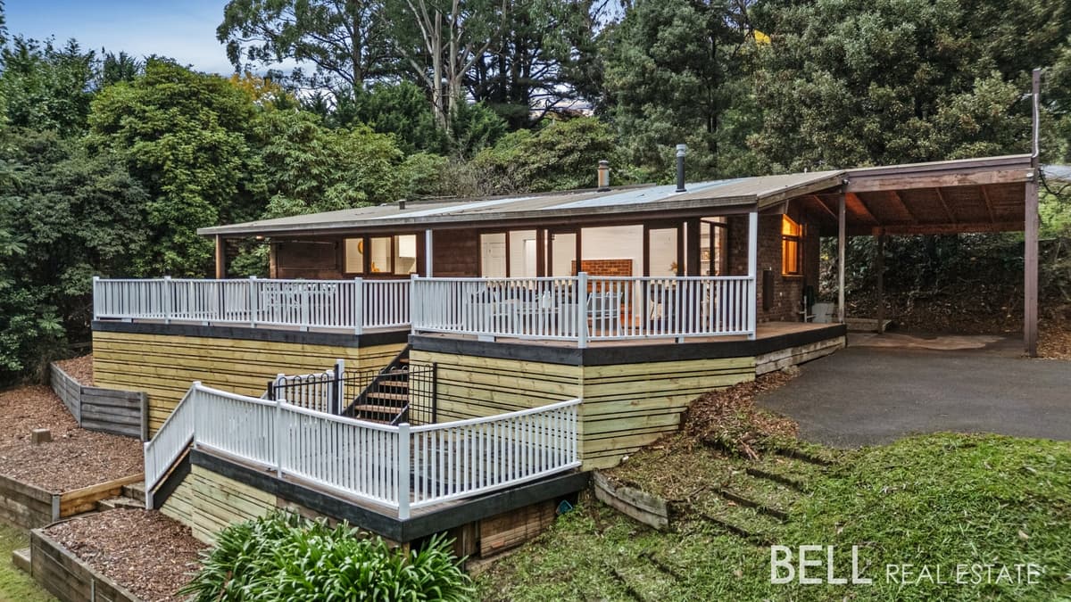 1423 Mount Dandenong Tourist Road