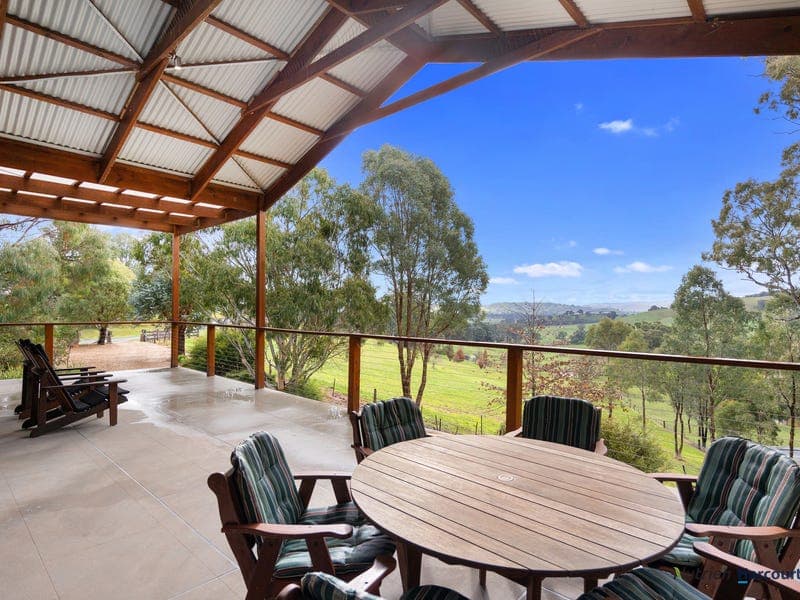 81 Squires Road, Acheron