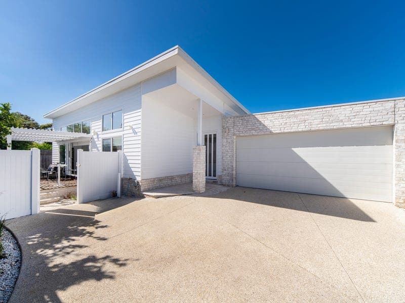 141a Rosslyn Avenue, Seaford