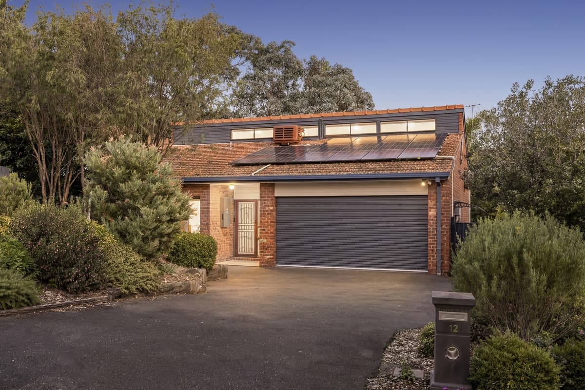 12 Wayland Court