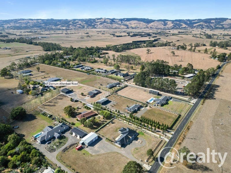 67 Darnum-Allambee Road, Darnum