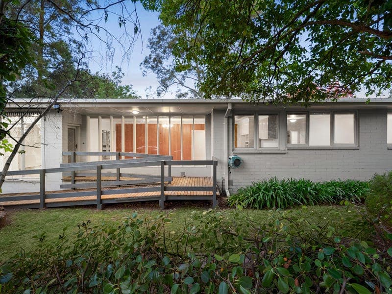 2 Windouran Drive, Mitcham