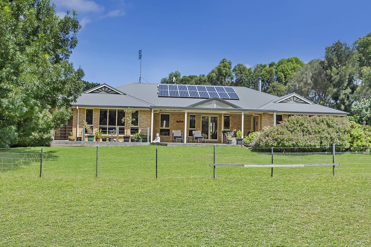 43 Sharrocks Road
