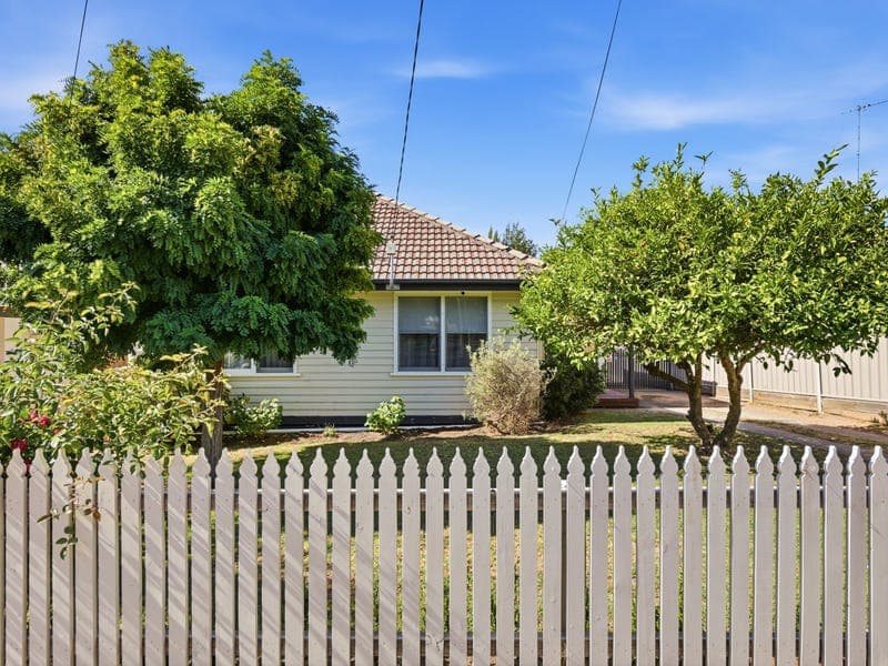 10 William Street, Long Gully