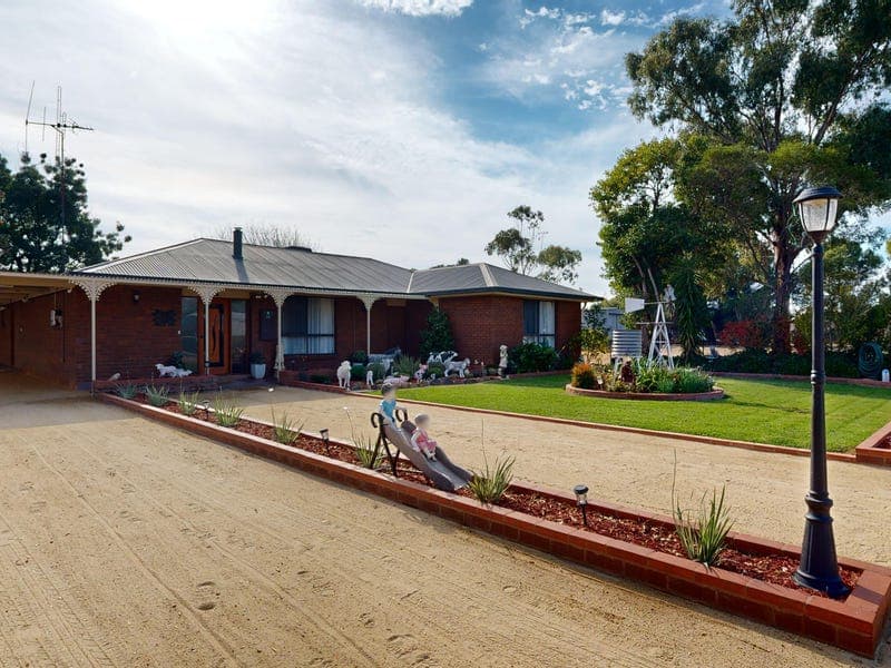 64 Hartwould Street, Picola