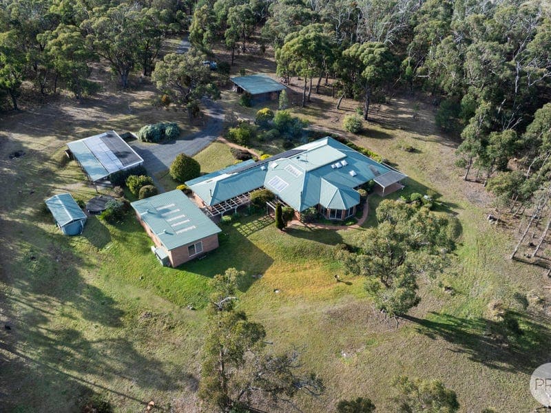 146 Courts Road, Clarendon