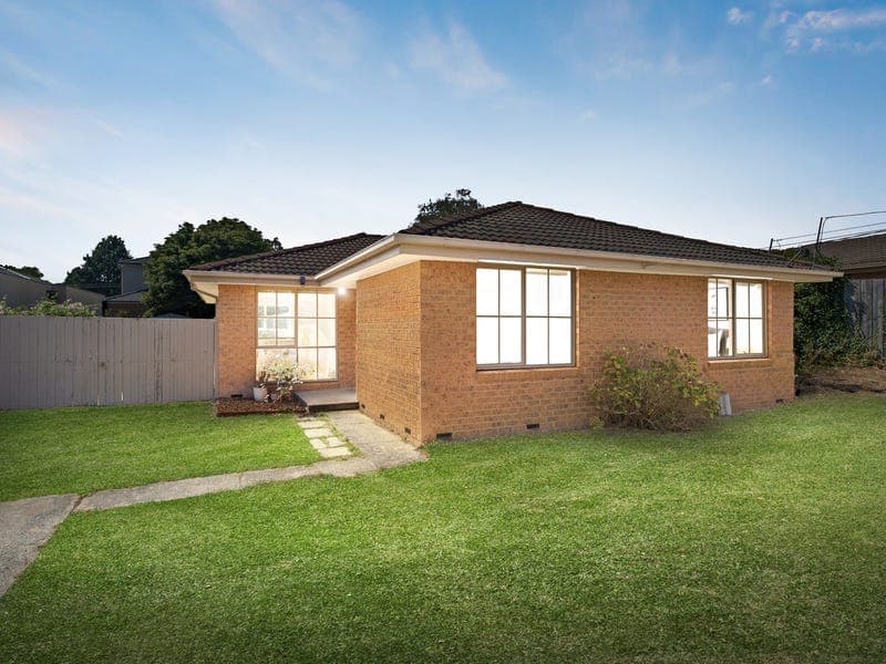 57 Phoenix Drive, Wheelers Hill