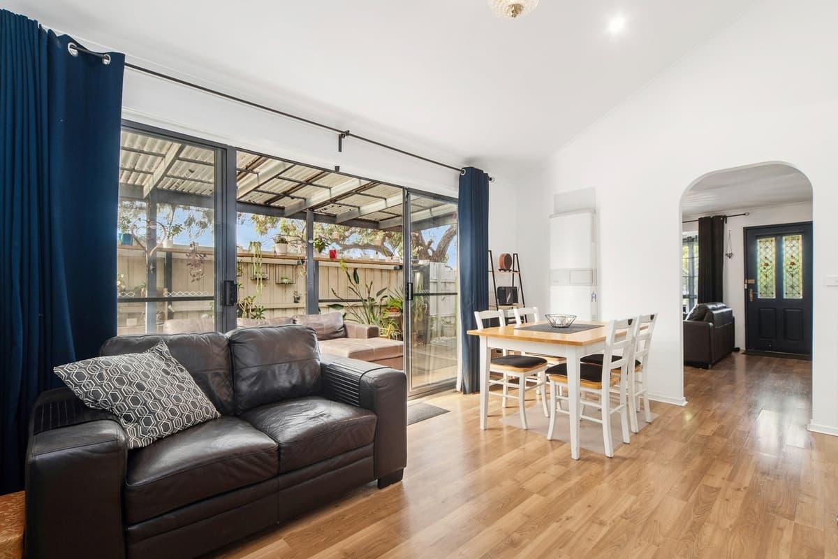 39 Hillview Drive