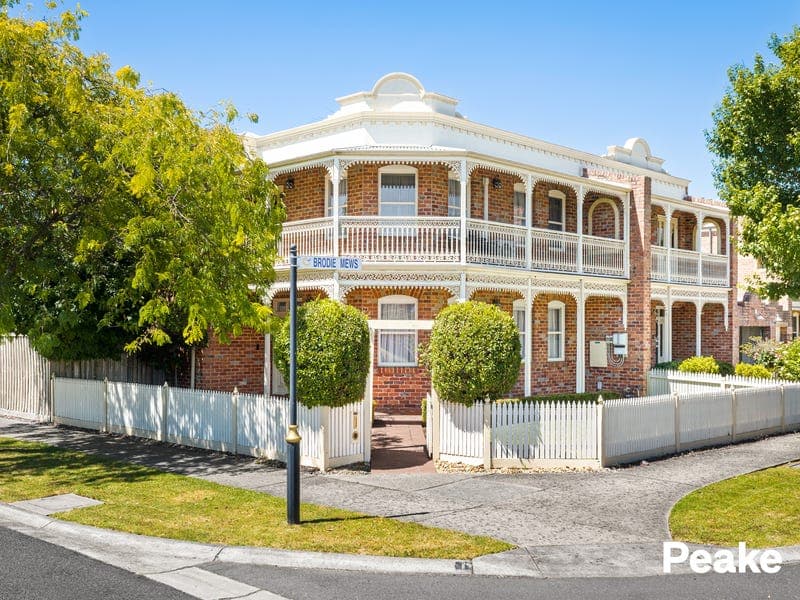 1 Brodie Mews, Beaconsfield