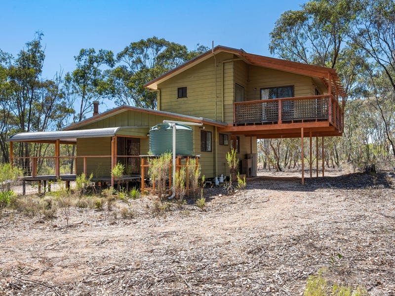 55 Calder Court, Moonlight Flat