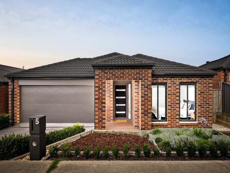 5 Hallcroft Road
