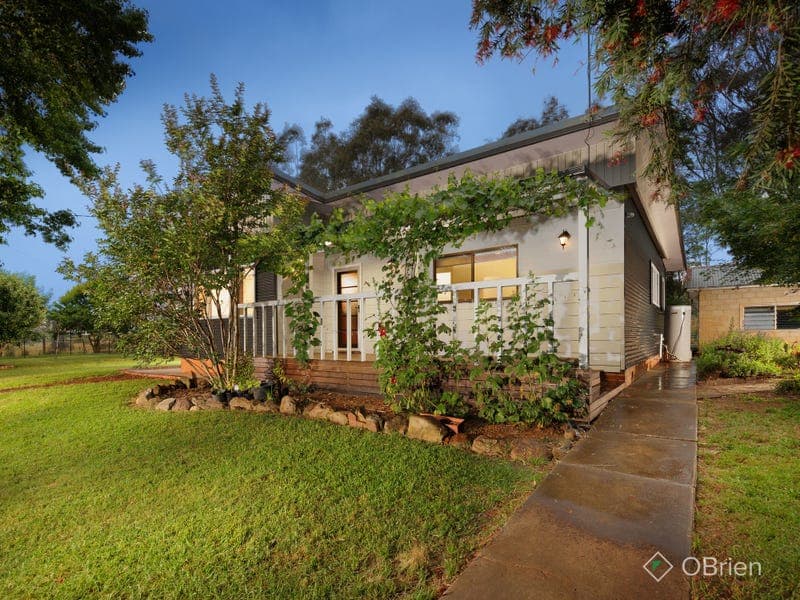 442 Osbornes Flat Road, Osbornes Flat