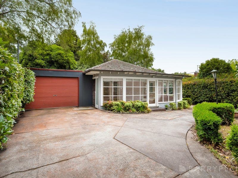 8 Menzies Road, Menzies Creek