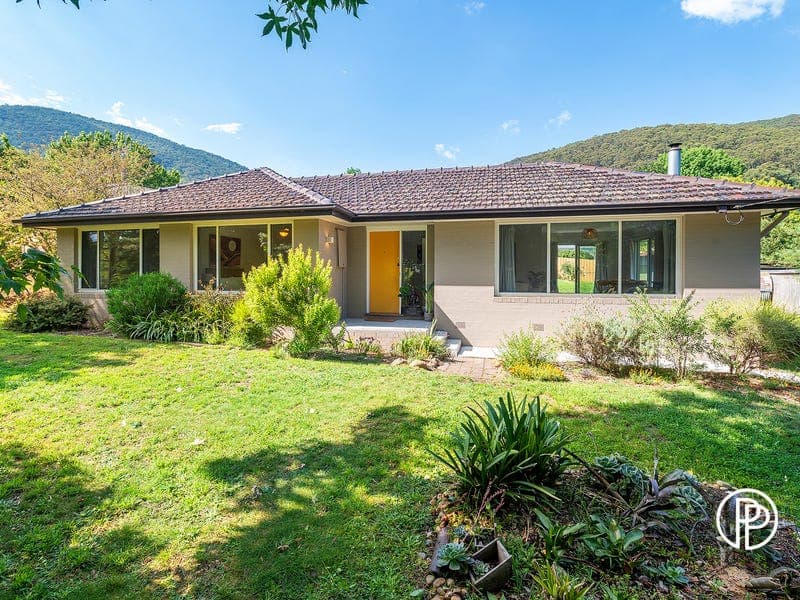 2 Sylvan Avenue, Warburton