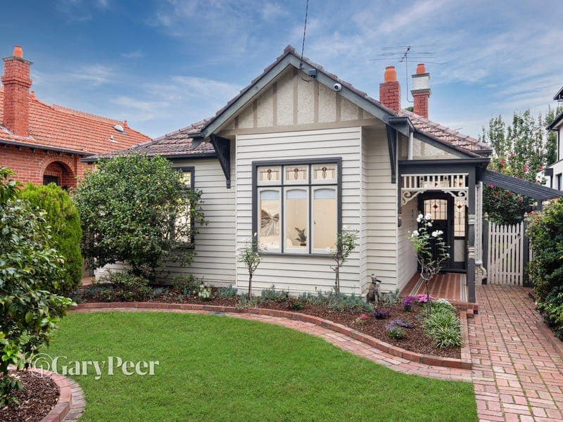 28 Shoobra Road, Elsternwick