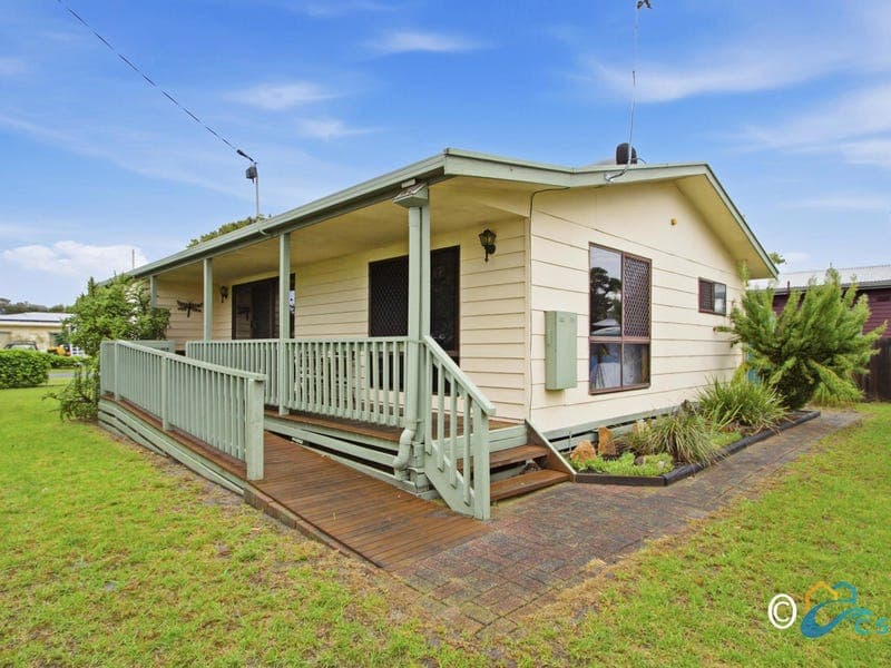 45 Campbell Street, Loch Sport