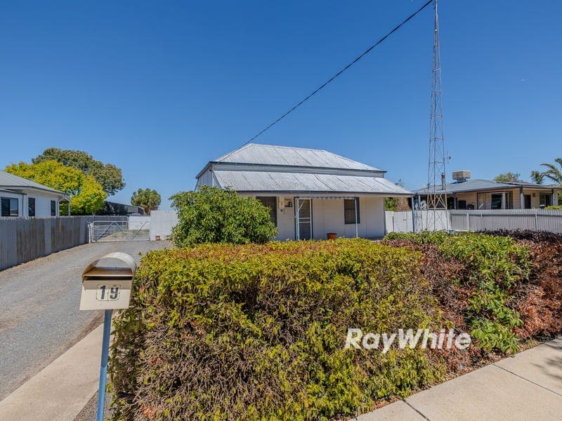 19 Campbell Street, Birchip