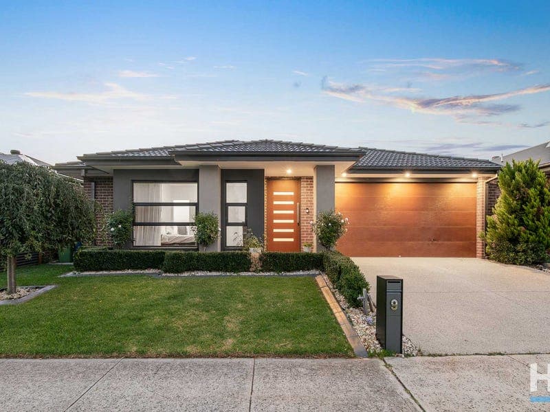 9 Celadon Grove, Botanic Ridge