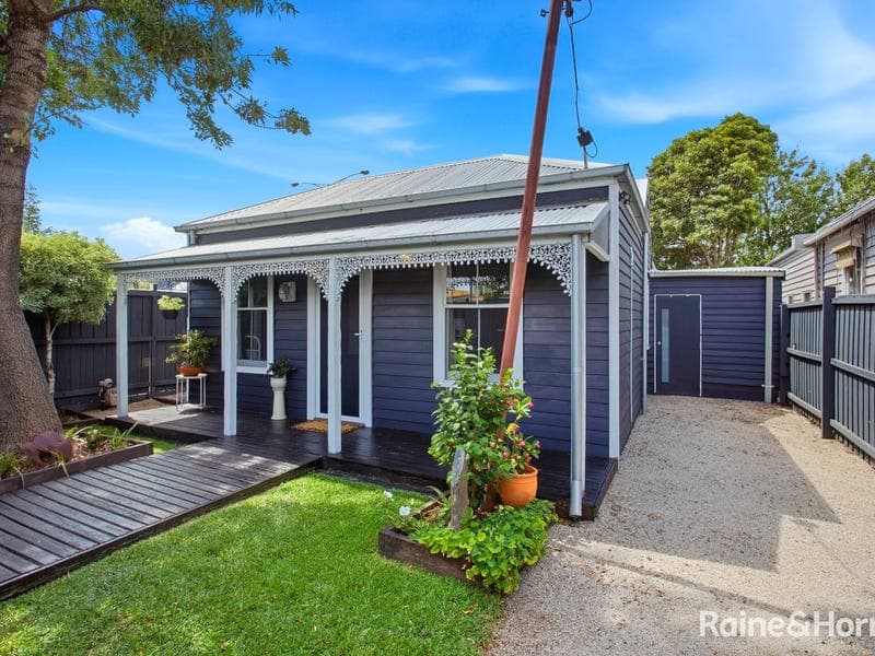 7 Chirnside Street, Kingsville