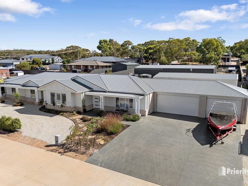 2/8 Smiths Road, Maiden Gully