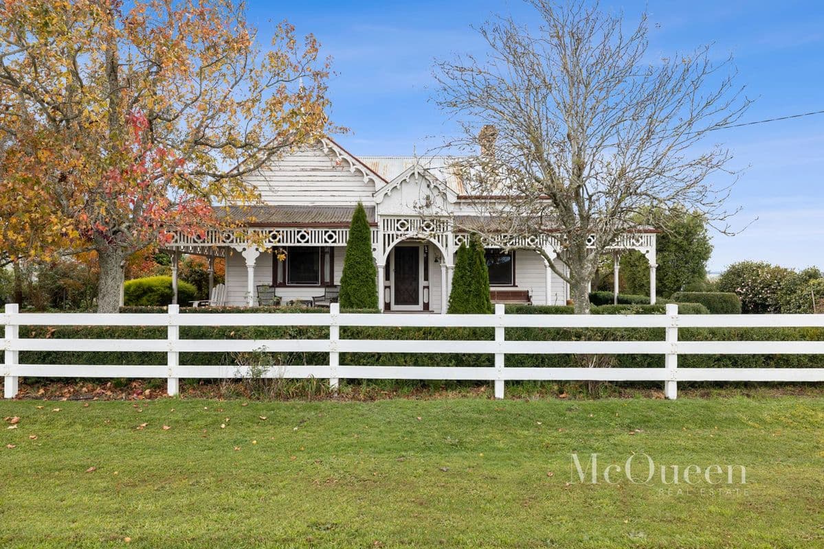 166 Kingston Newlyn Road