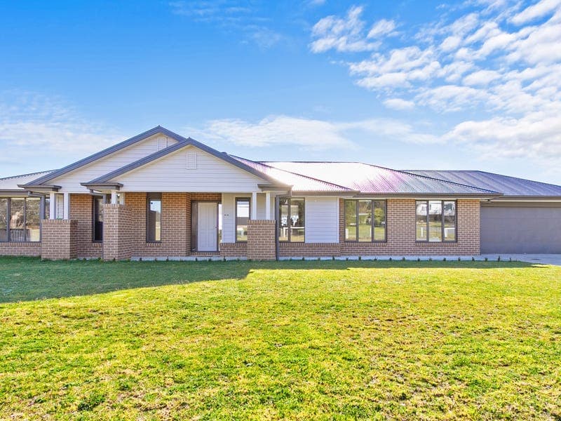 6-8 Calladale Court, Gormandale