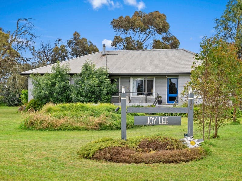 190 School Road, Balliang East