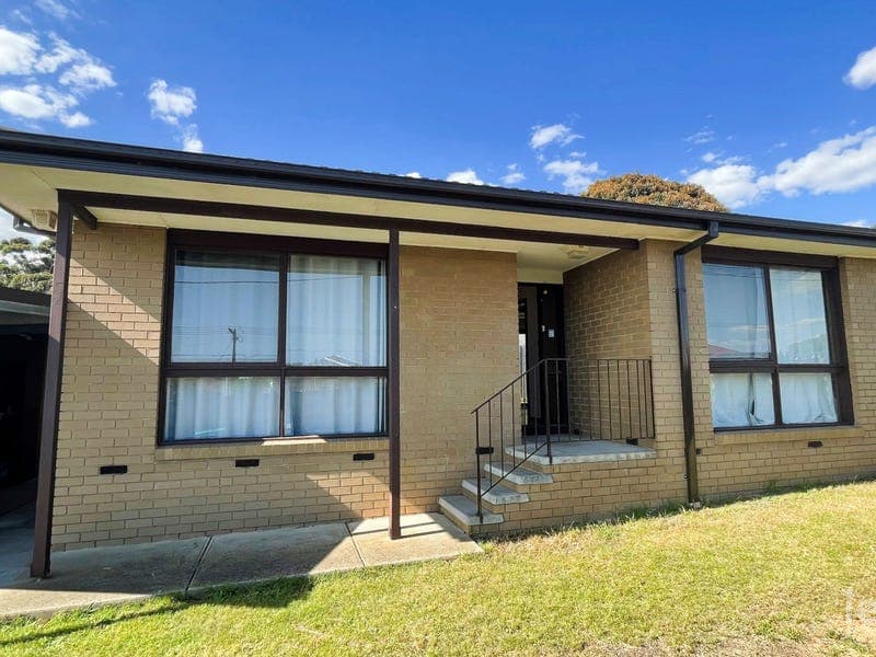 49 Washington Drive, Oakleigh South