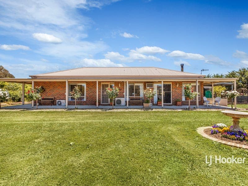 10 Bruces Lane, Tyaak