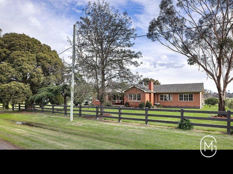 30 Watts Road