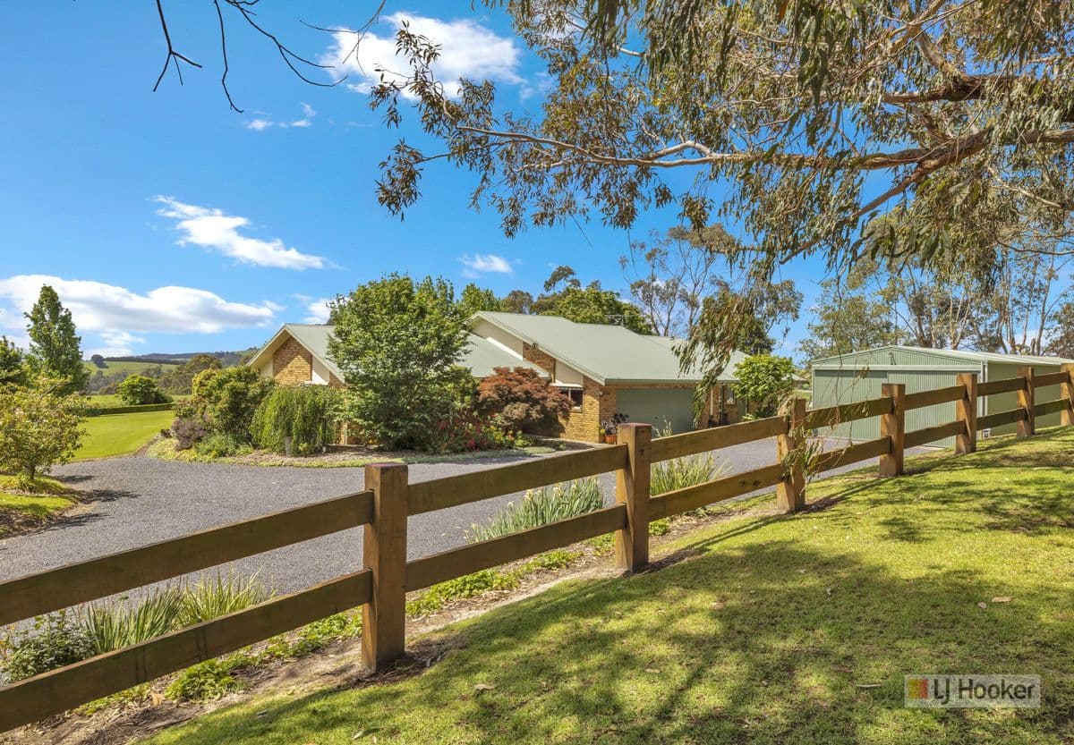65 Boundary Road