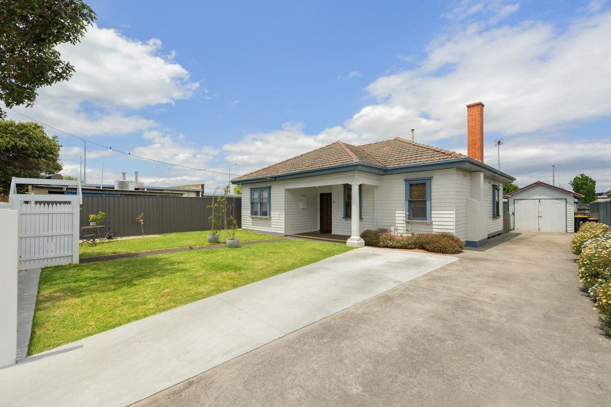 88 STAWELL STREET