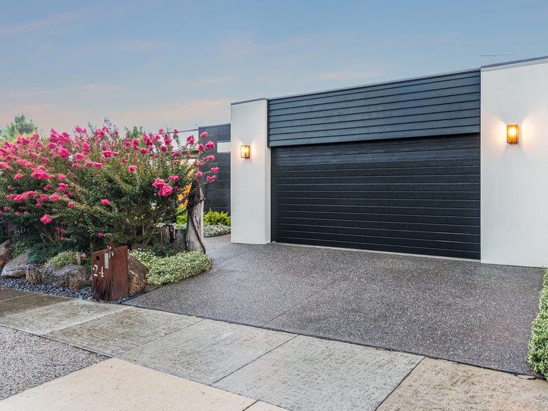 24 Dartmoor Drive, Highton