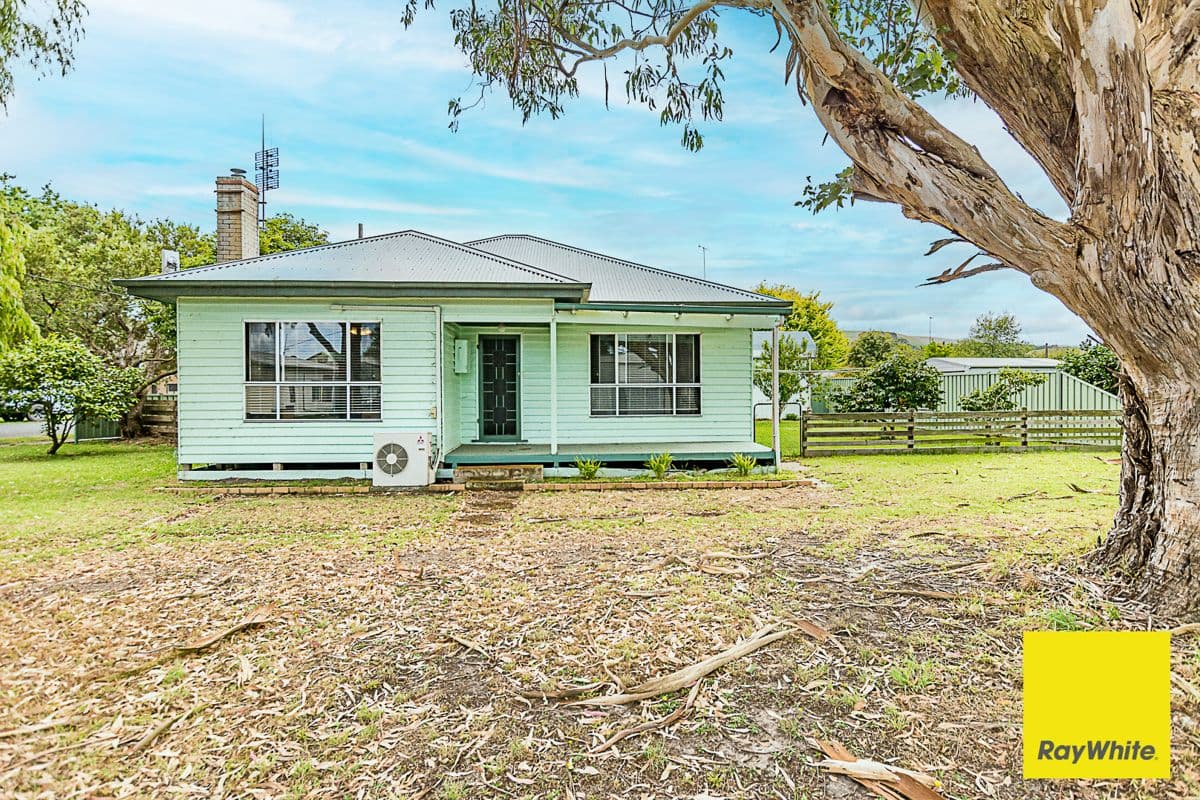 15 Woorarra Rd