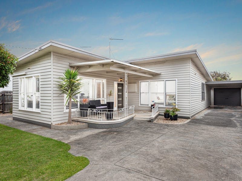 43 Watsons Road, Newcomb