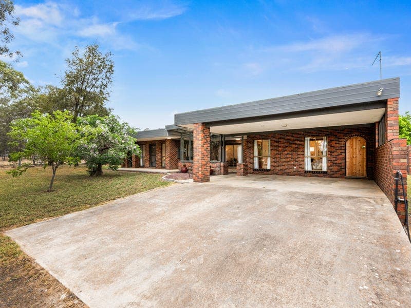 58 Storys Road, Sedgwick