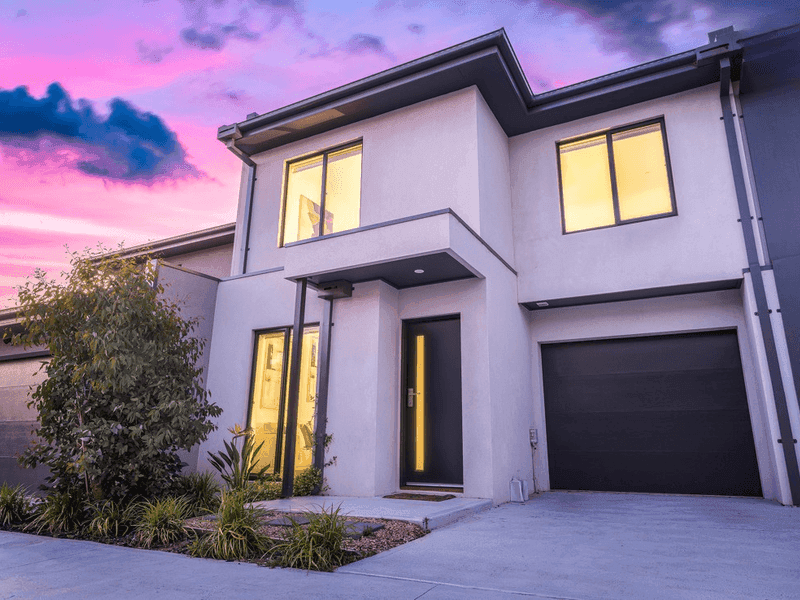 2/15 Thomas Street, Laverton