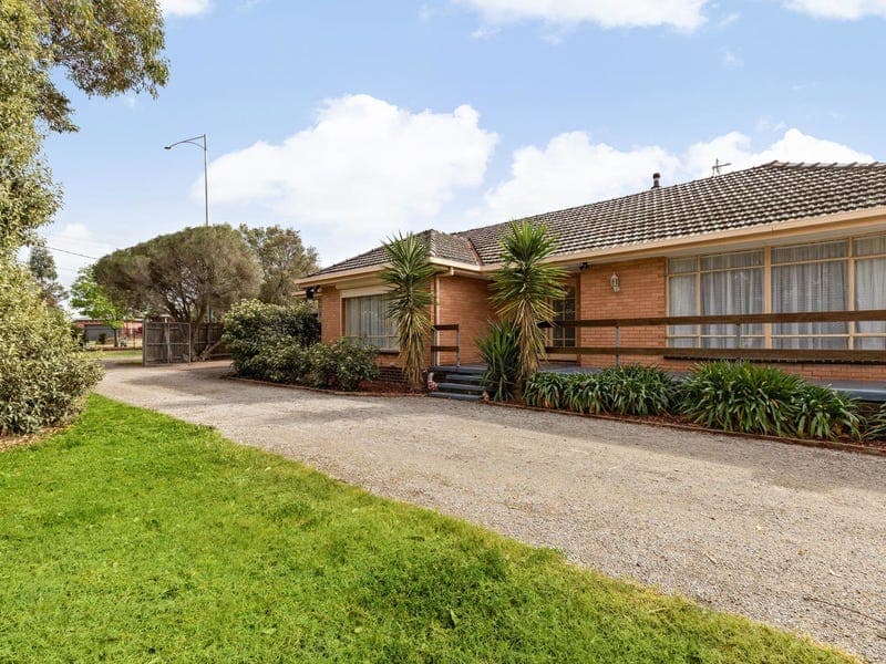 20 Oakbank Road, Keilor North