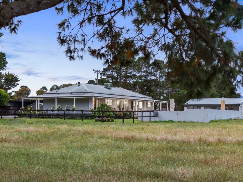 2249 Midland Highway