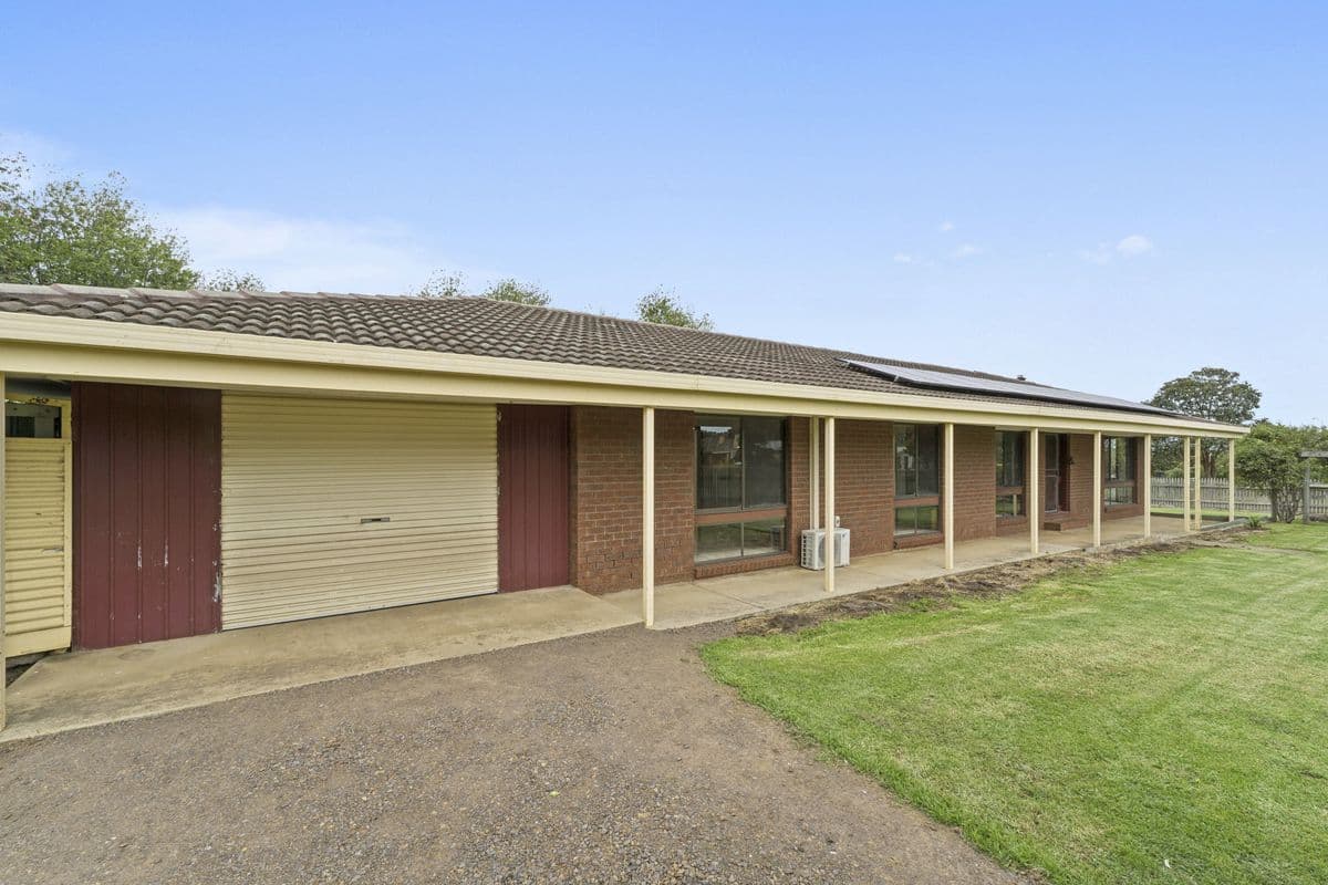 10 CUNNINGHAM STREET