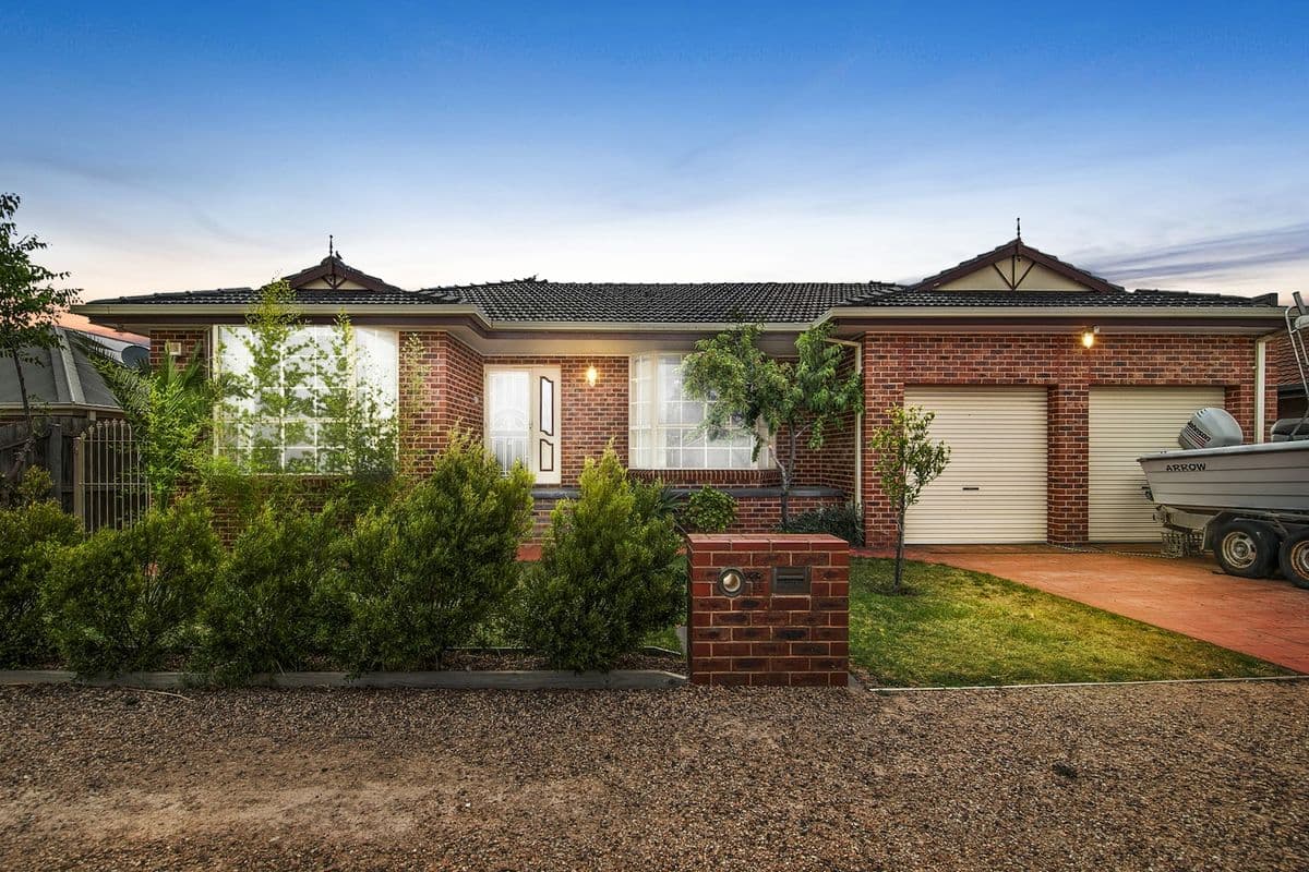 11 SHERMAN COURT