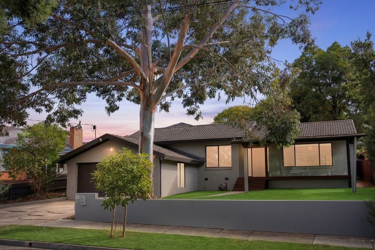 32 Thornhill Drive