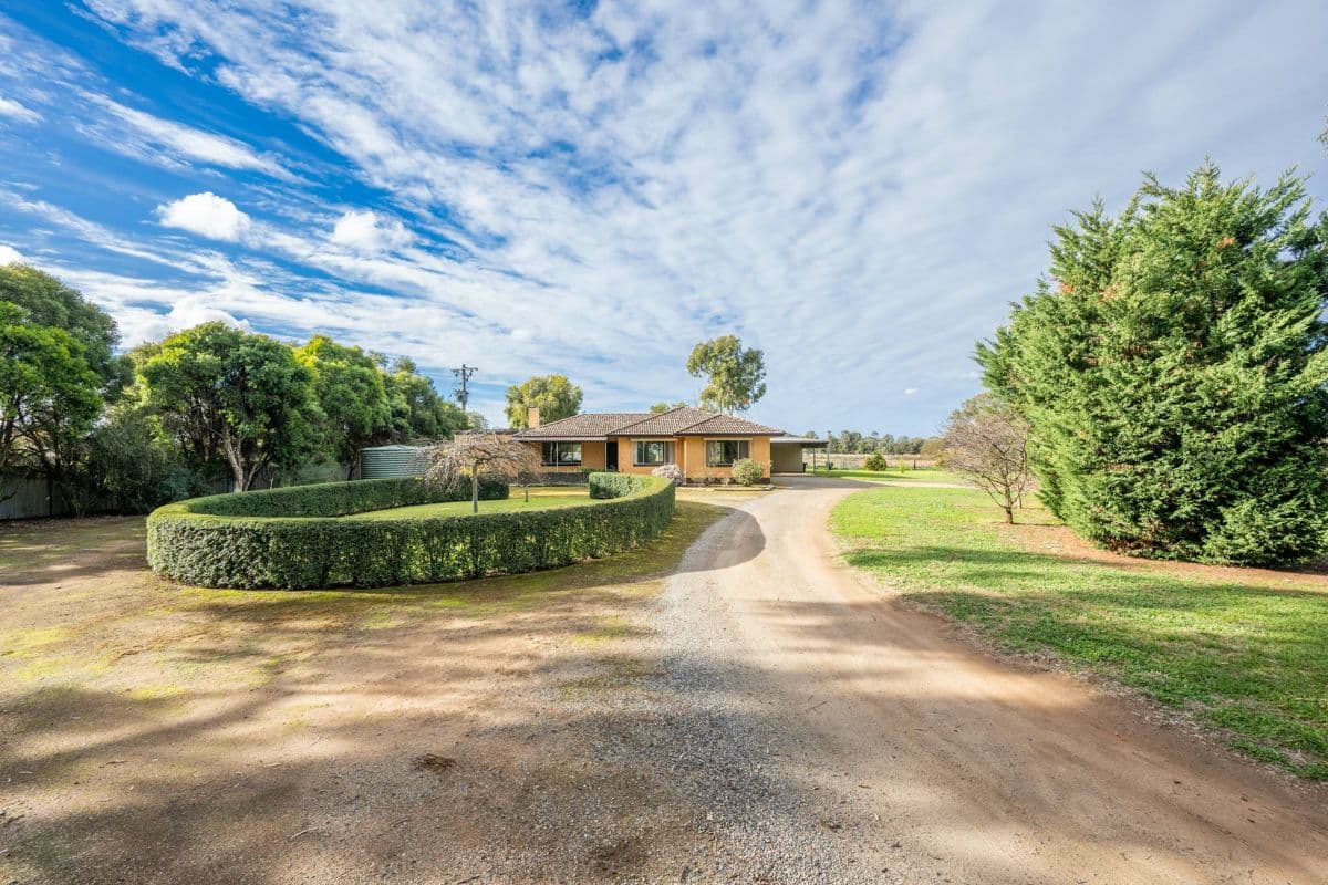 1015 Mitchell Road
