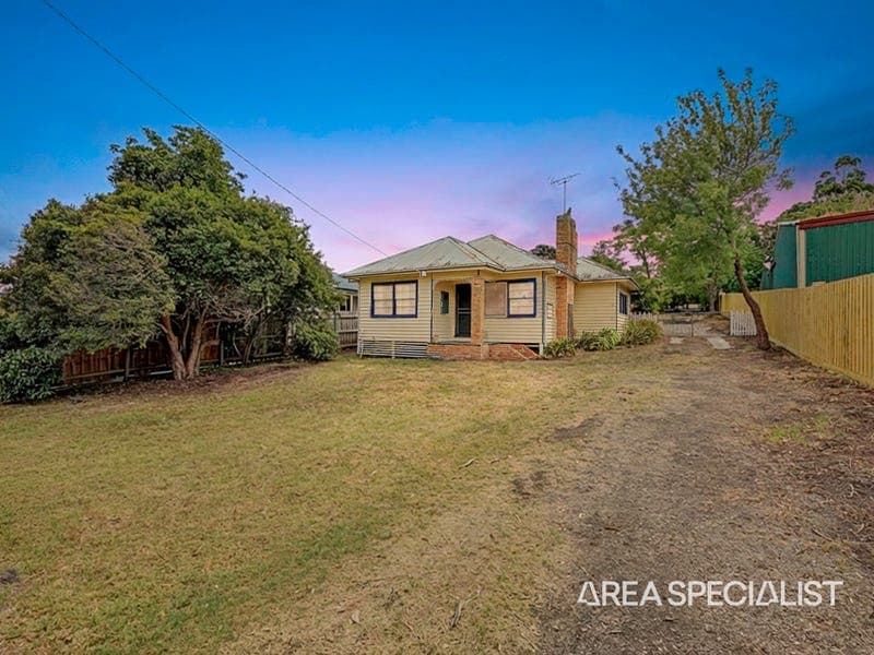 70 Railway Avenue, Garfield