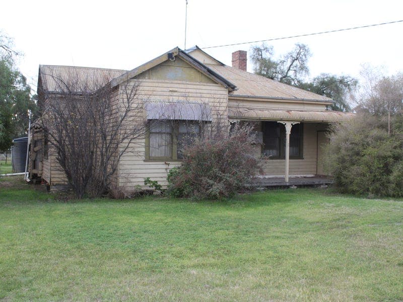 28 Railway Street, Gerang Gerung