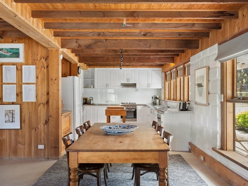 540 Porcupine Ridge Road, Porcupine Ridge